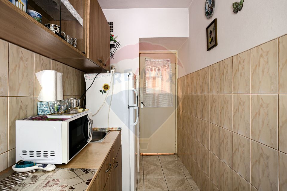 Apartament cu potential, 3 camere,  zona Aradul Nou