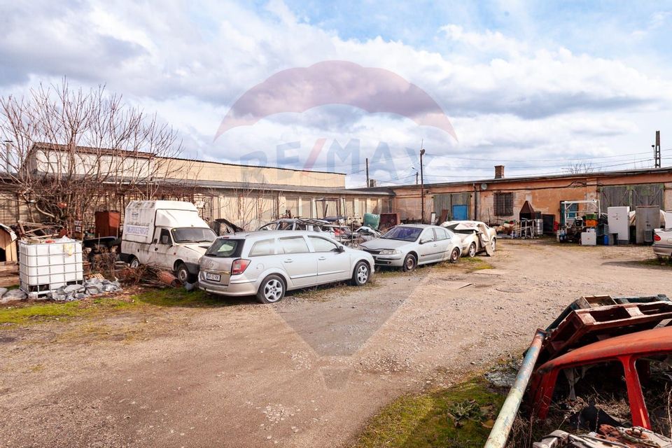 Spațiu comercial,hale 745+ teren 2728 mp Eftimie Murgu