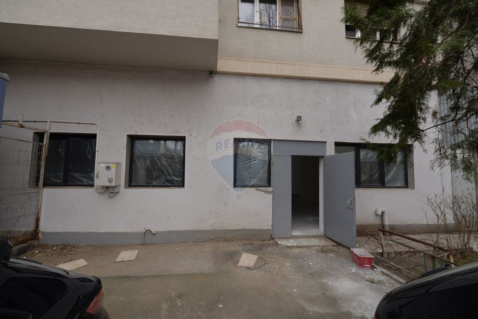 120sq.m Commercial Space for rent, Titulescu area