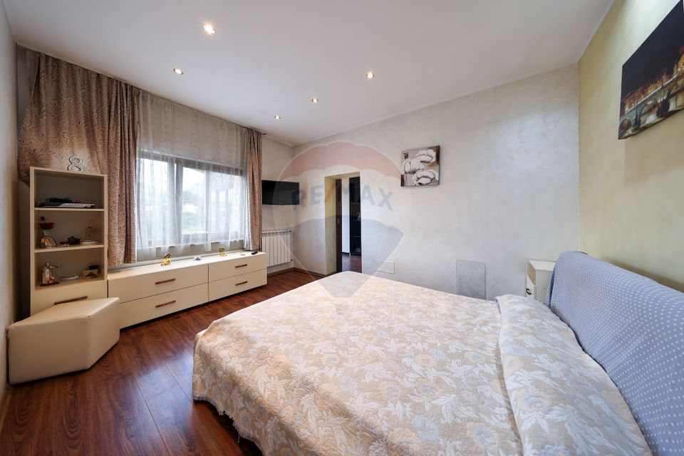 Conac, proprietate unica, in mijlocul naturii, Sacele!