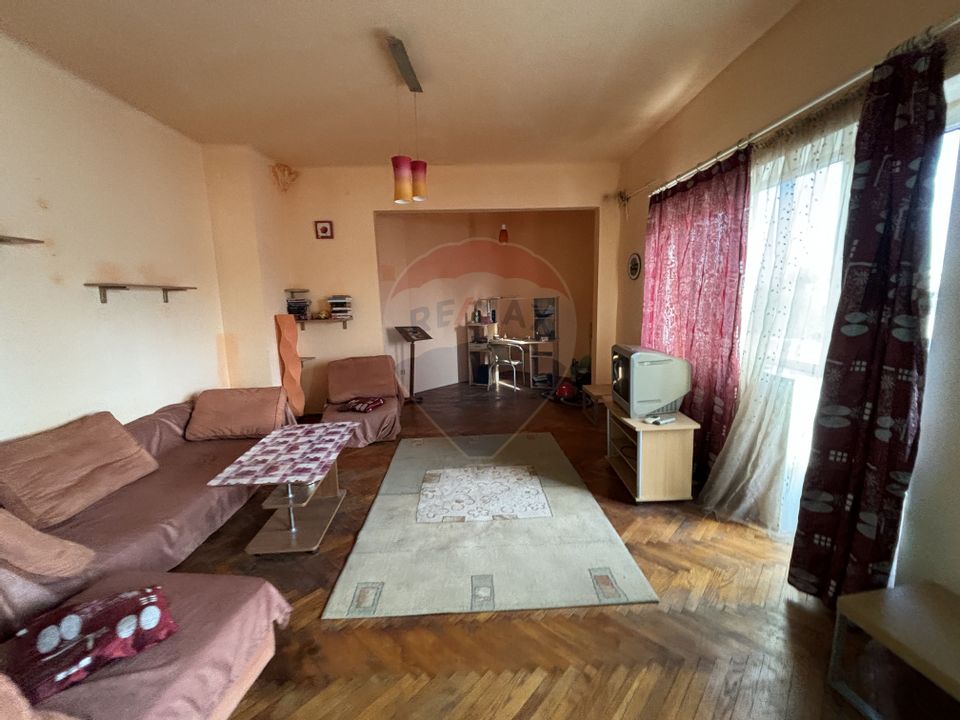 Apartament 3 camere Piata Gemeni