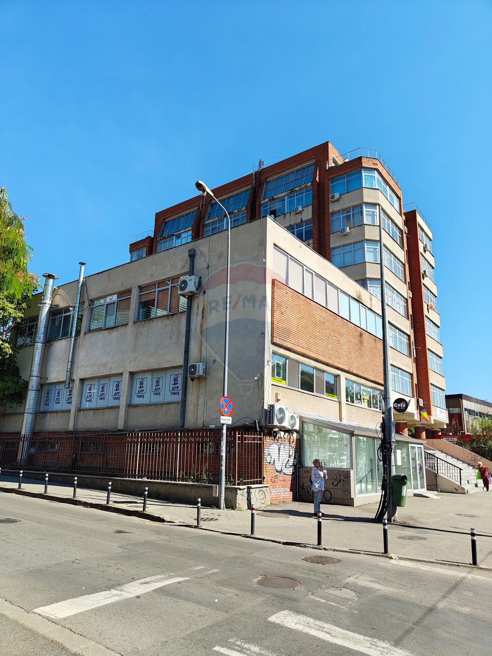 48sq.m Office Space for rent, Semicentral area