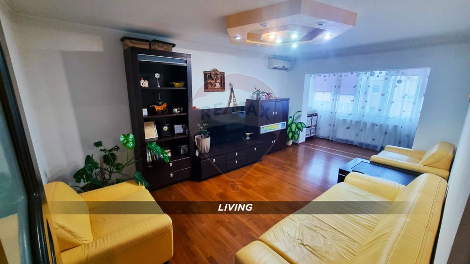 Strada Moldovei, Apartament cu 3 camere plus boxa de vanzare