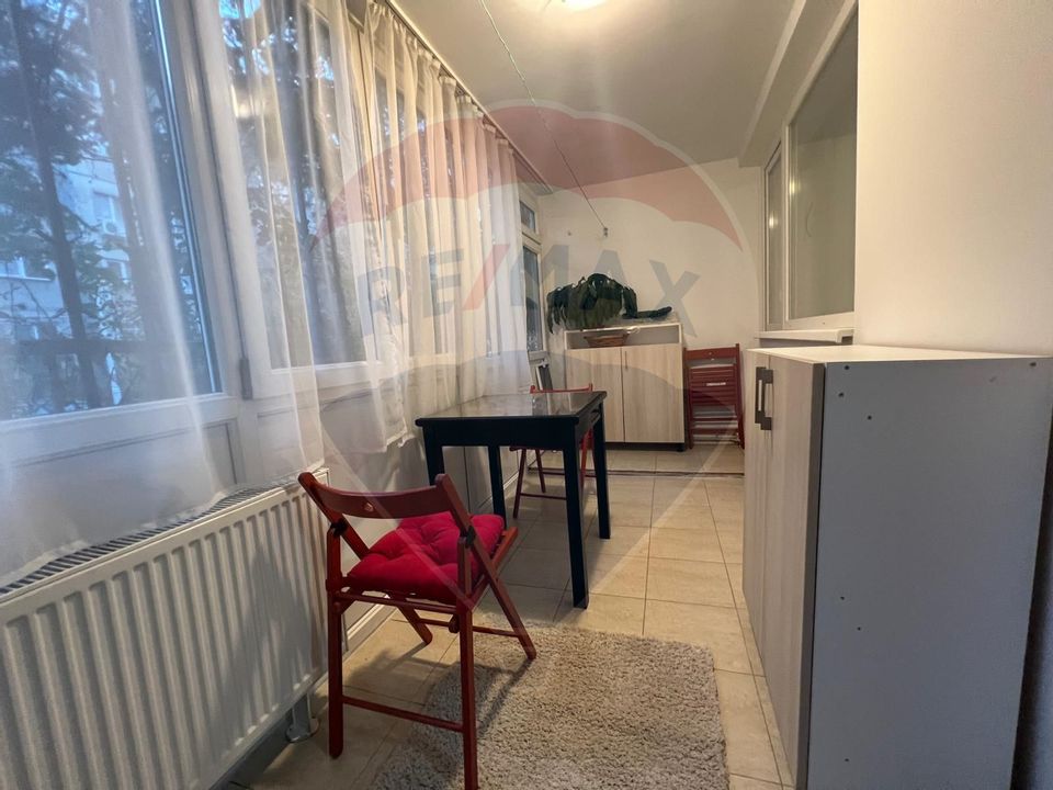 Apartament 2 camere de închiriat cu centrală  Tineretului