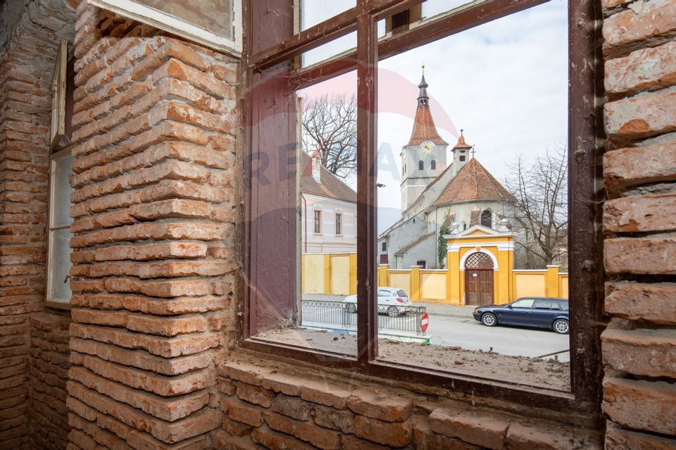 8 room House / Villa for sale, Central area