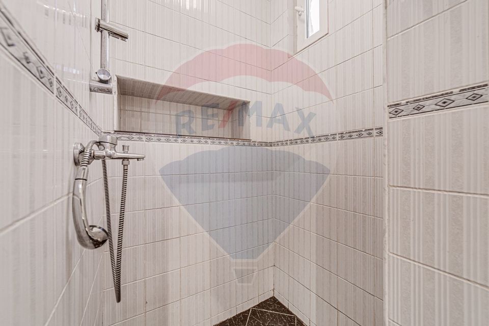 Apartament cu 2 camere de închiriat, zonă Ultracentrală