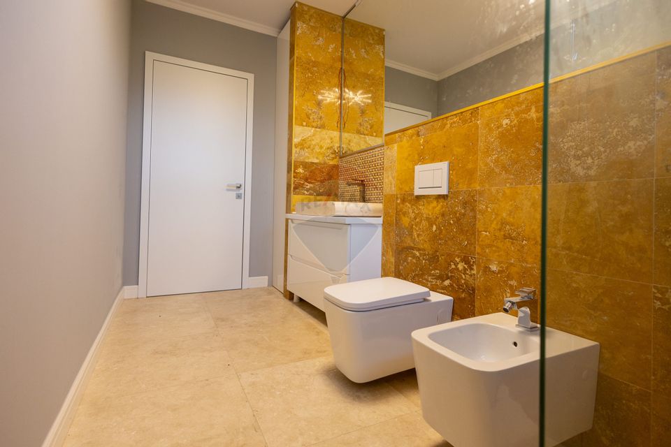 Vilă cu piscină de vanzare  – Bistrița