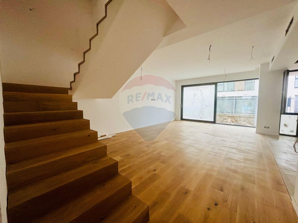 Vilǎ modernǎ | 5 camere | Complex nou | Aviației - Porsche Pipera