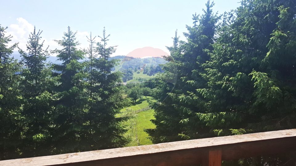 Casă de vacanță in Măgura, la poalele Munților Piatra Craiului