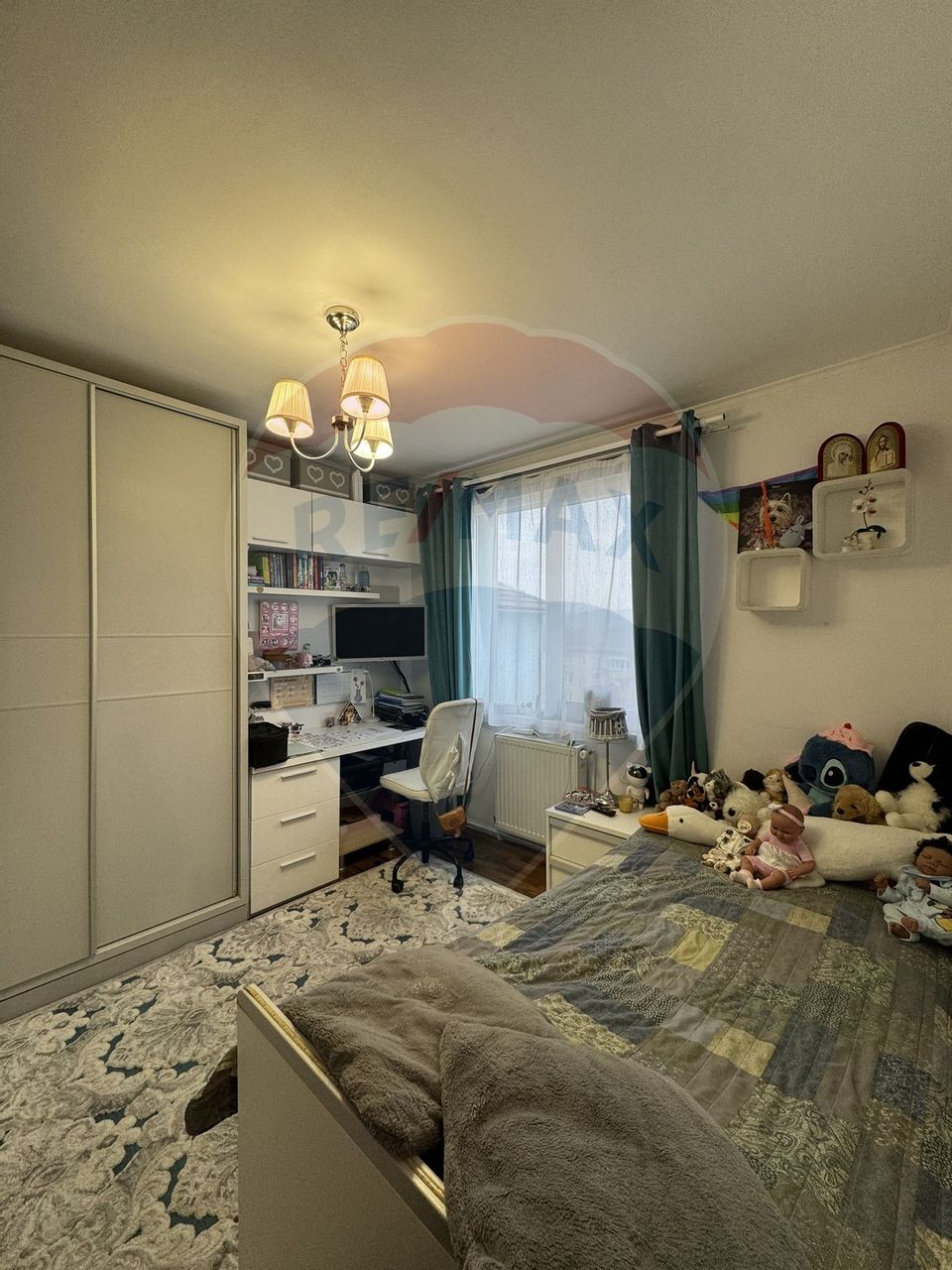 3 room Apartment for sale, Est area