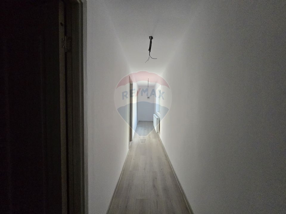 Apartament cu 4 camere de vânzare COMISION 0%