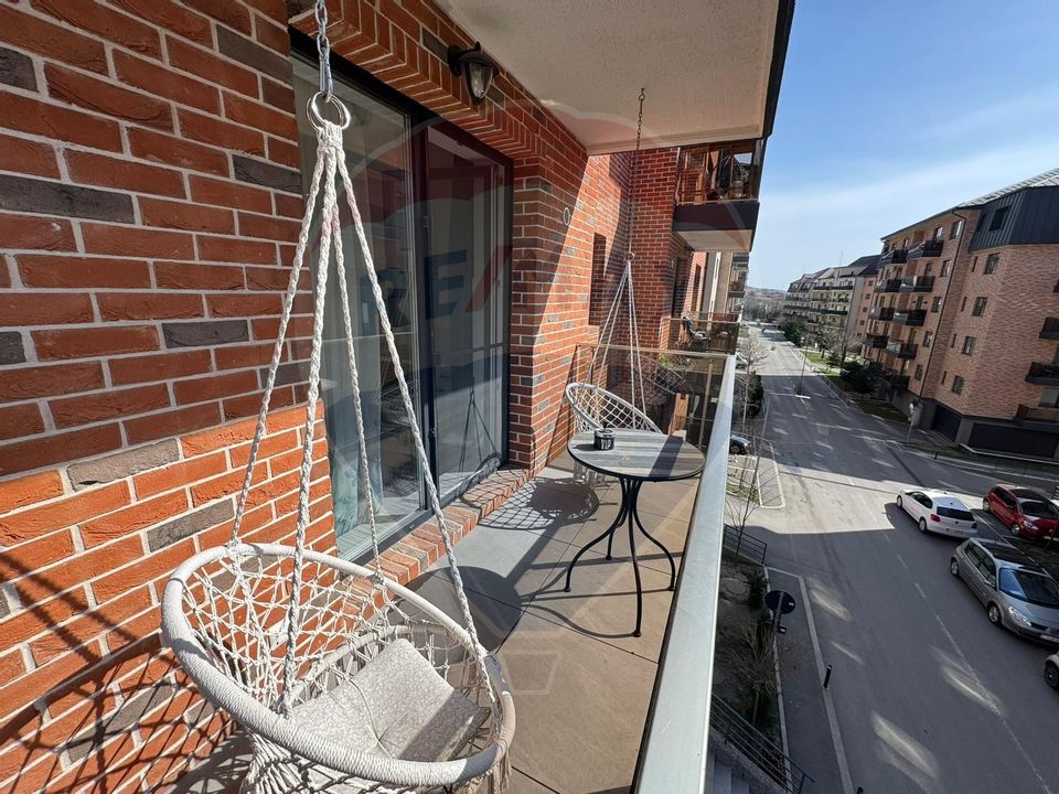 Apartament cu 2 camere de închiriat