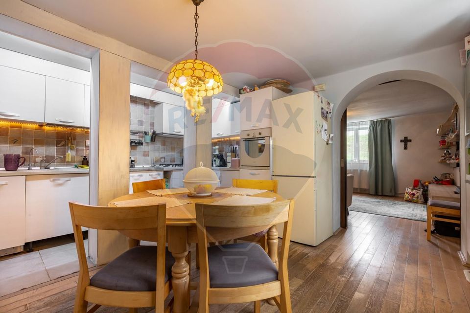 Casă la cheie ! 4 camere de vânzare la cateva minute de centru