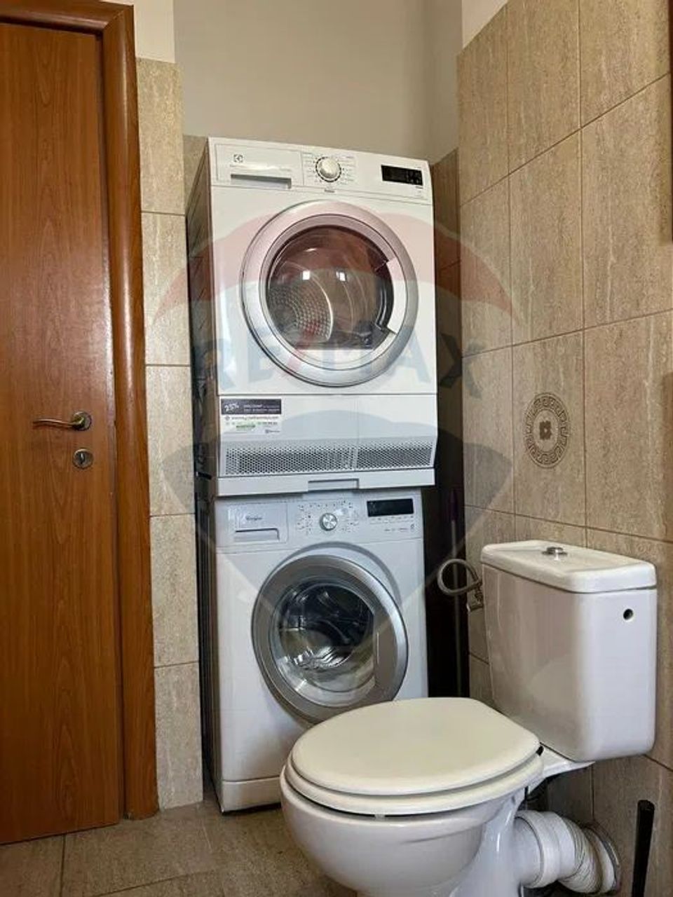 Apartament cu 2 camere de închiriat în zona Parcul Carol