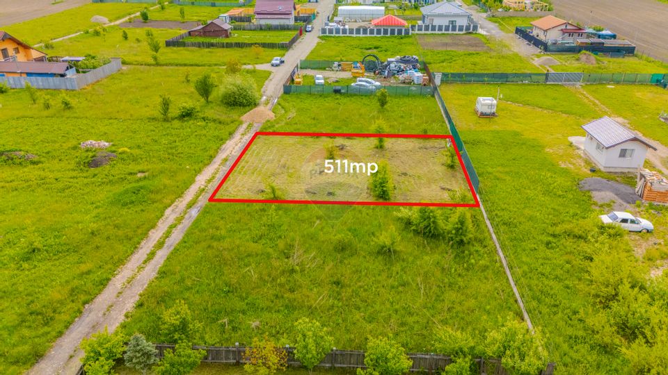 Teren 511mp Bod / Strada Uranus/ Intravilan