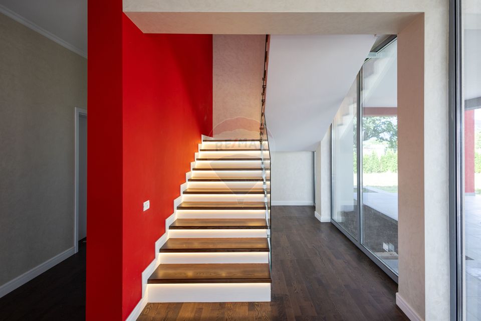 5 room House / Villa for sale