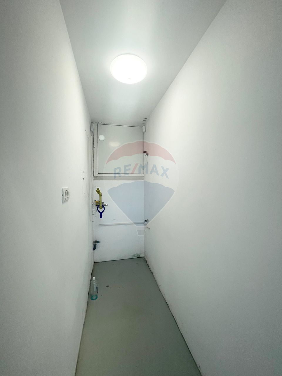 301.58sq.m Industrial Space for rent, UTA area