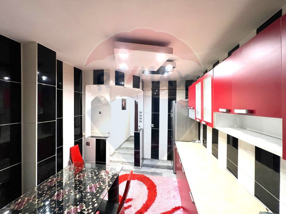 Apartament cu 3 camere decomandate de închiriat ALECU RUSSO