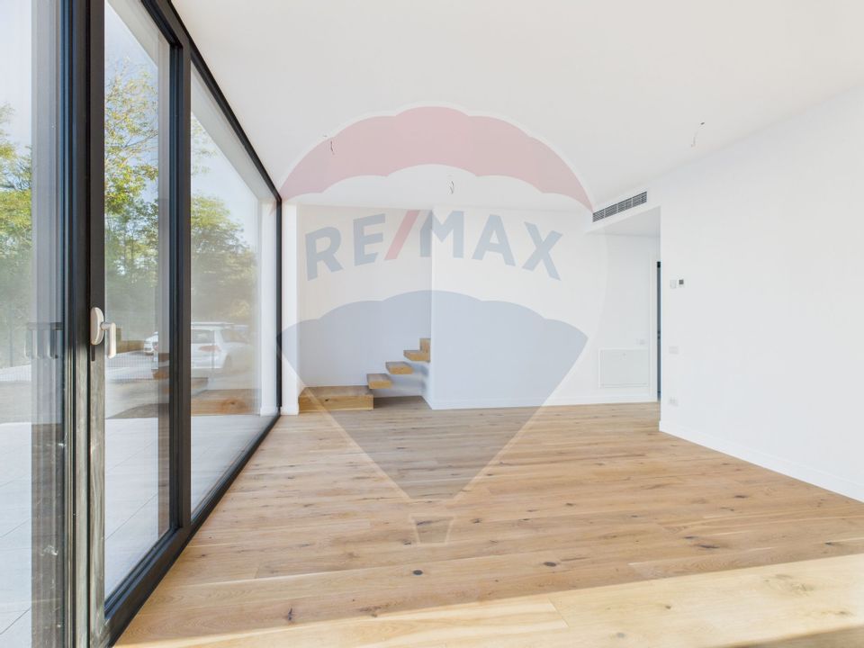 Vila moderna cu finisaje premium in Amber Forest – zona de Nord