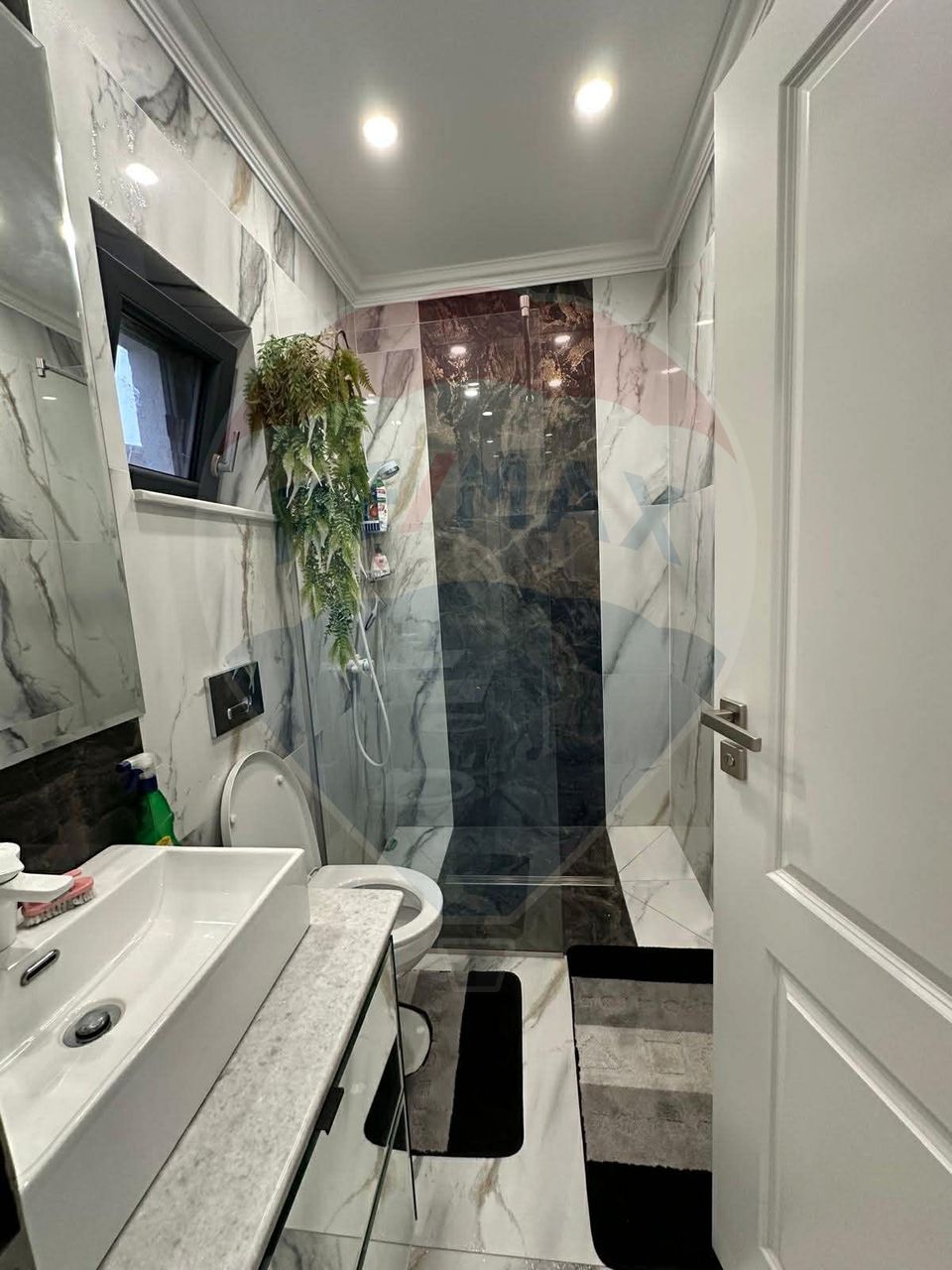 6 room House / Villa for sale