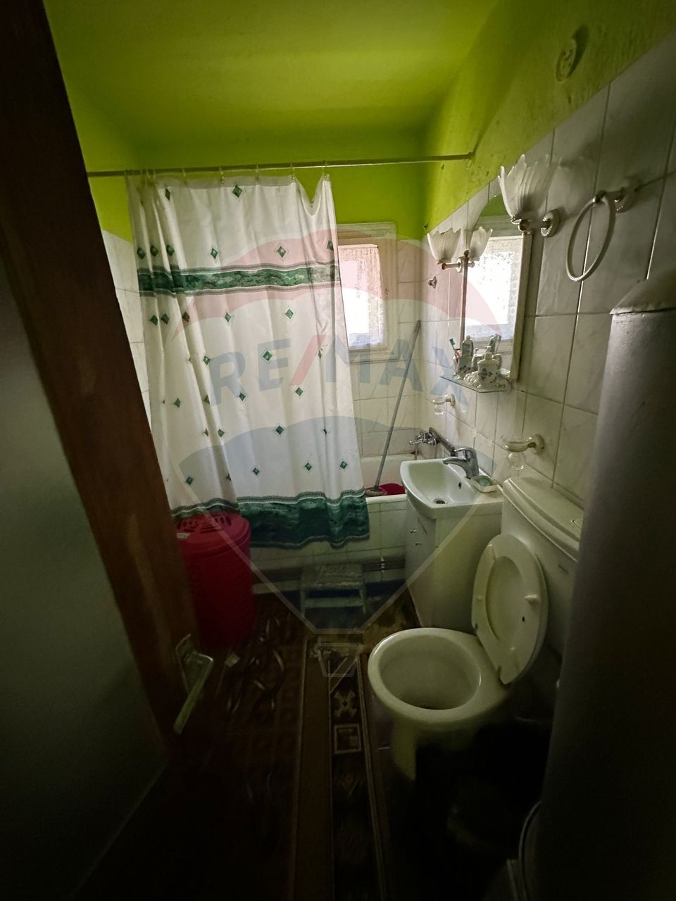 5 room House / Villa for sale, Central area