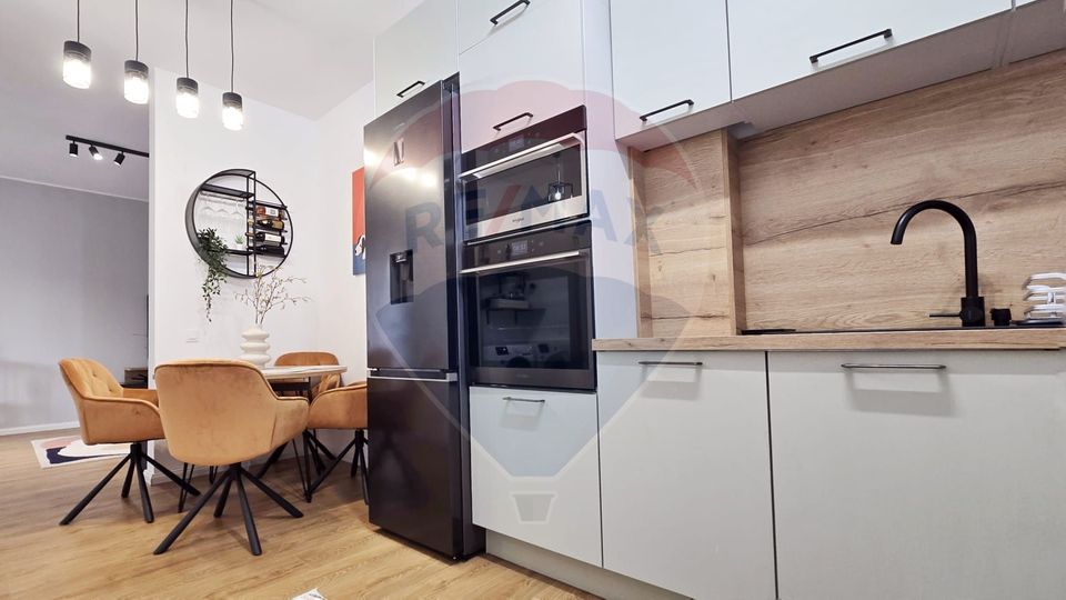 Vând apartament 2 camere, Zona Vivo Mall