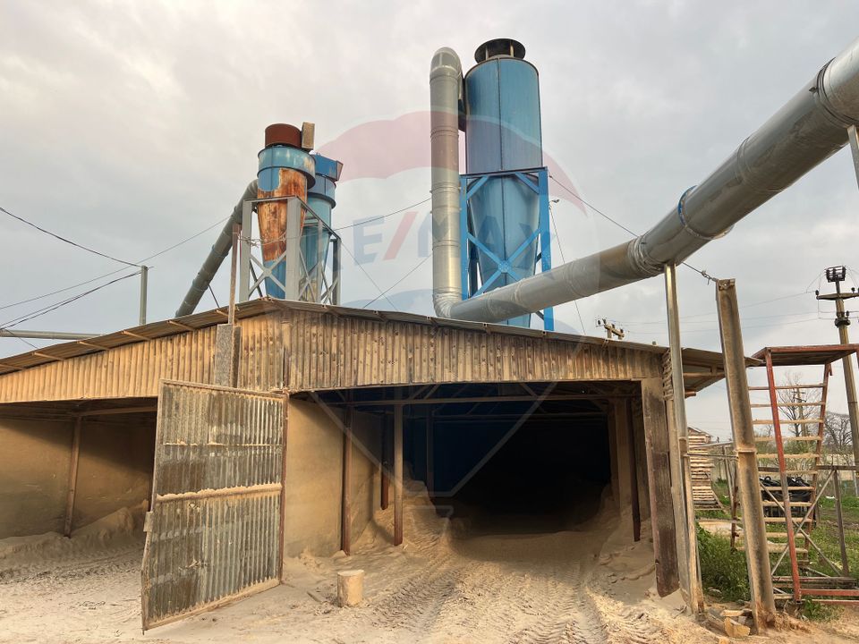 Spațiu industrial de 7,756mp de vânzare