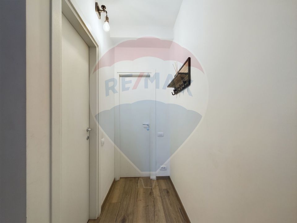 Apartament superb cu 3 camere de vanzare pe Bulevardul Dacia