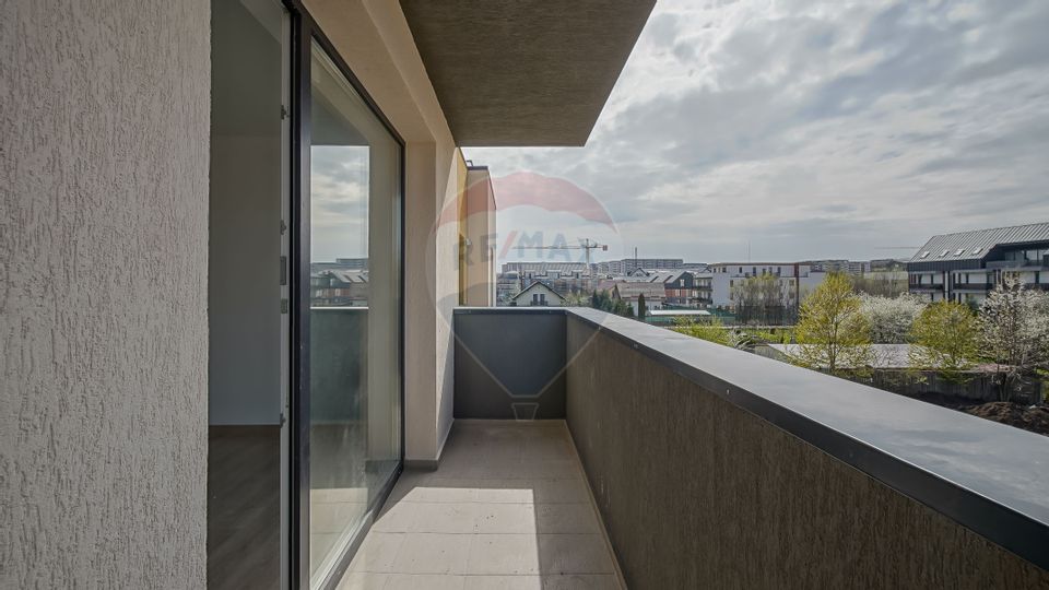 ! VANDUT ! Apartament 2 camere predare în maxim doua luni, Brașov