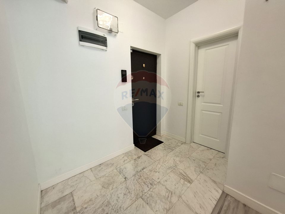 Apartament Parter cu 140mp curte proprie Straulesti