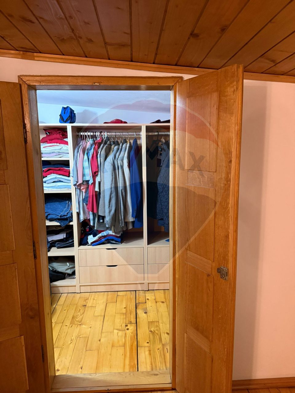 6 room House / Villa for rent, Valea Borcutului area