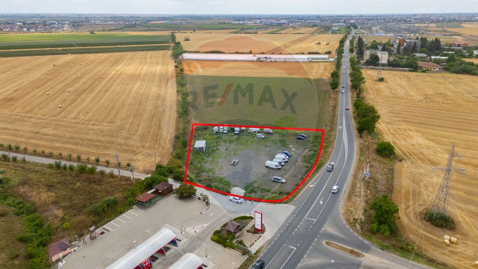 Teren 4200 mp, poziție strategică, utilități, Centura Arad