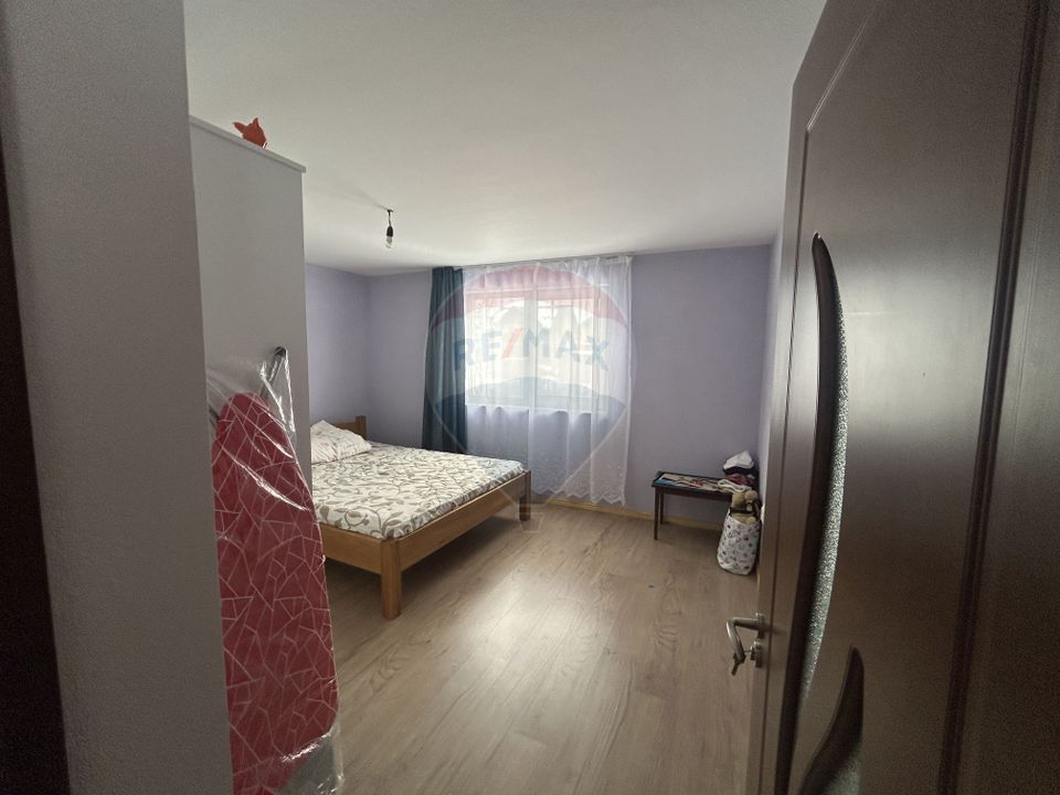 Casă nouă de vânzare 220 mp 13 ari teren SATULUNG 15KM de BAIA MARE