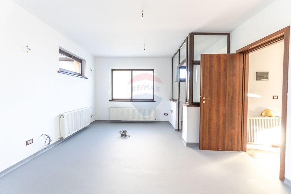 Spațiu de închiriat în Tractorul – 125 mp, renovat