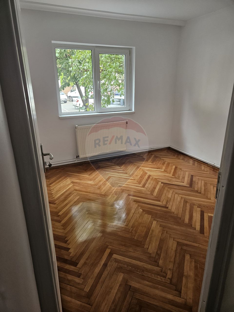 3 room Apartment for rent, Central area