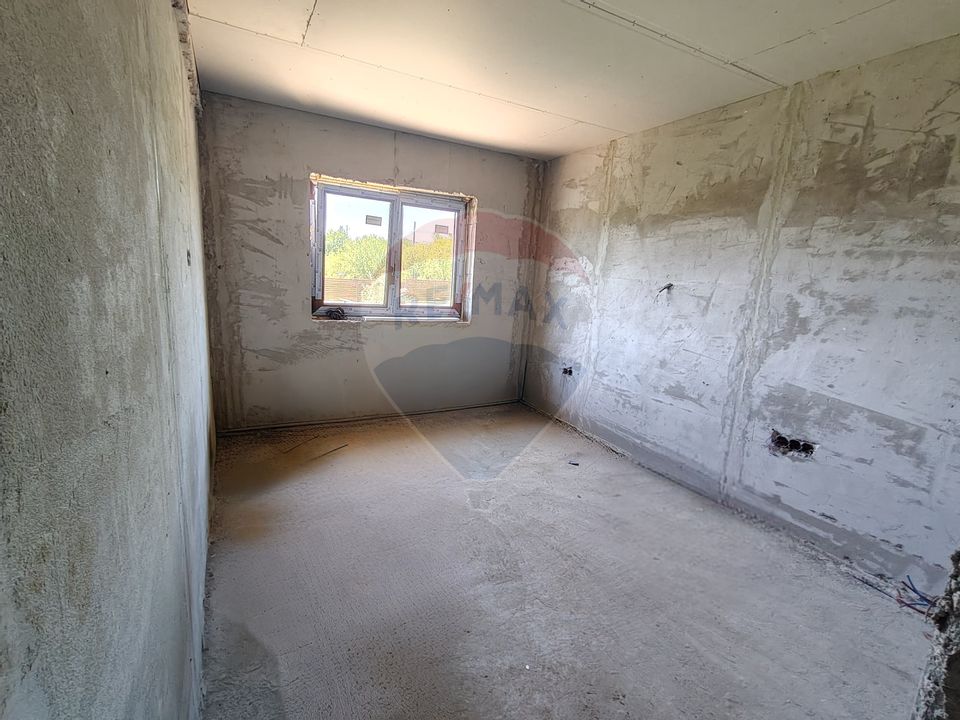 DE VÂNZARE – Casă modernă pe un singur nivel, Tăuții de Sus