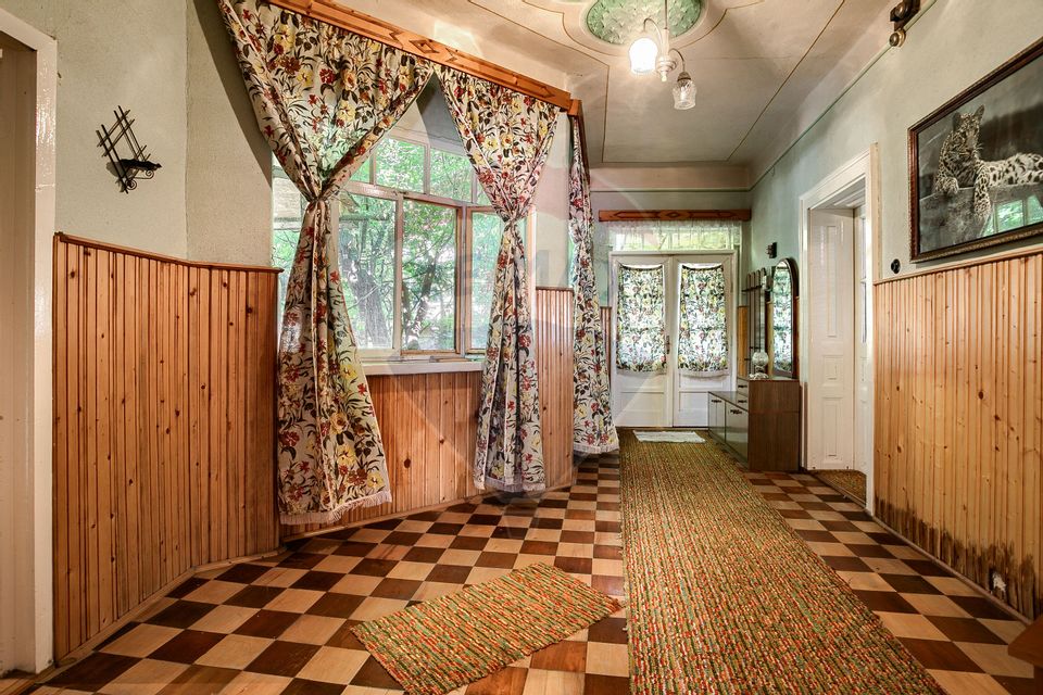 4 room House / Villa for sale, Periferie area