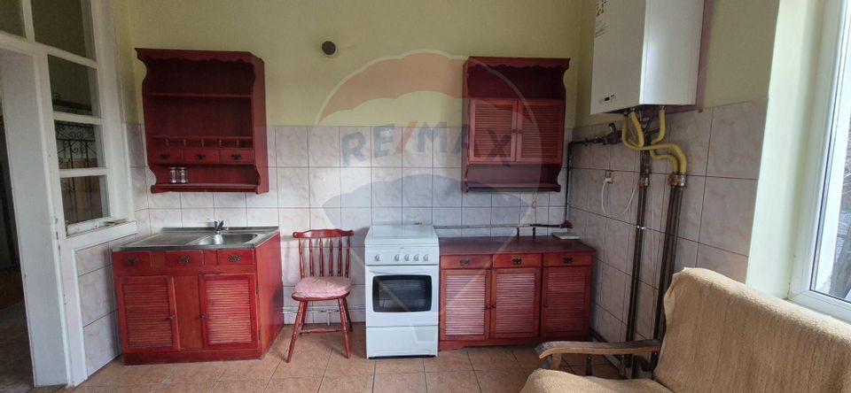 Apartament cu 2 camere la casă de vânzare în zona Dâmbul Rotund