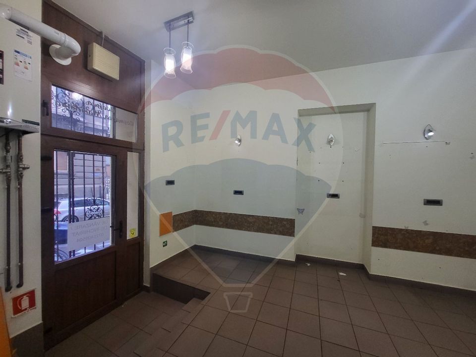 spatiu  comercial 153 mp de vanzare central