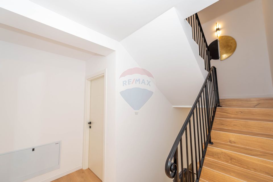 De inchiriat vila 6 camere 160mp in Veris Pipera