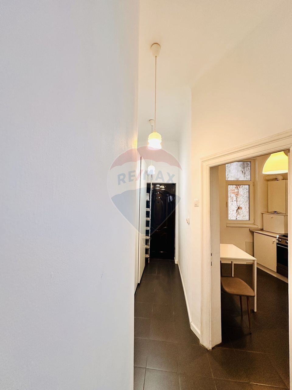 Apartament cu 2 camere în vilă | parcul Carol | 67! mp | parcare