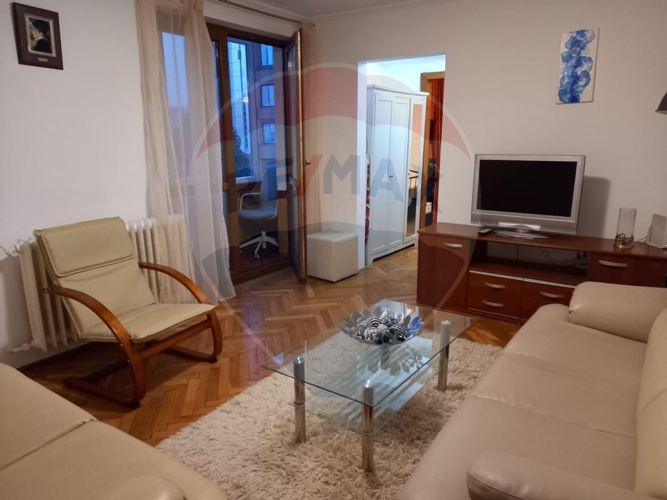 Apartament cu 2 camere de închiriat în zona Magheru