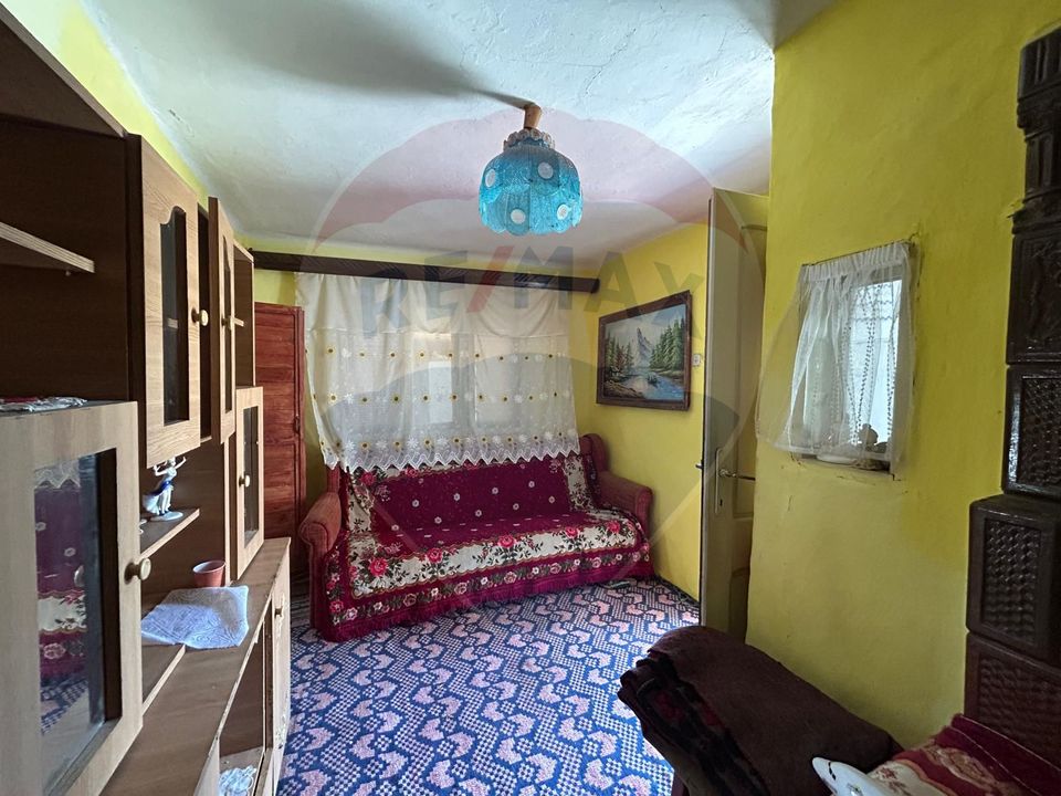 Casa bunicilor, cu gradina, Lera, Buzau!