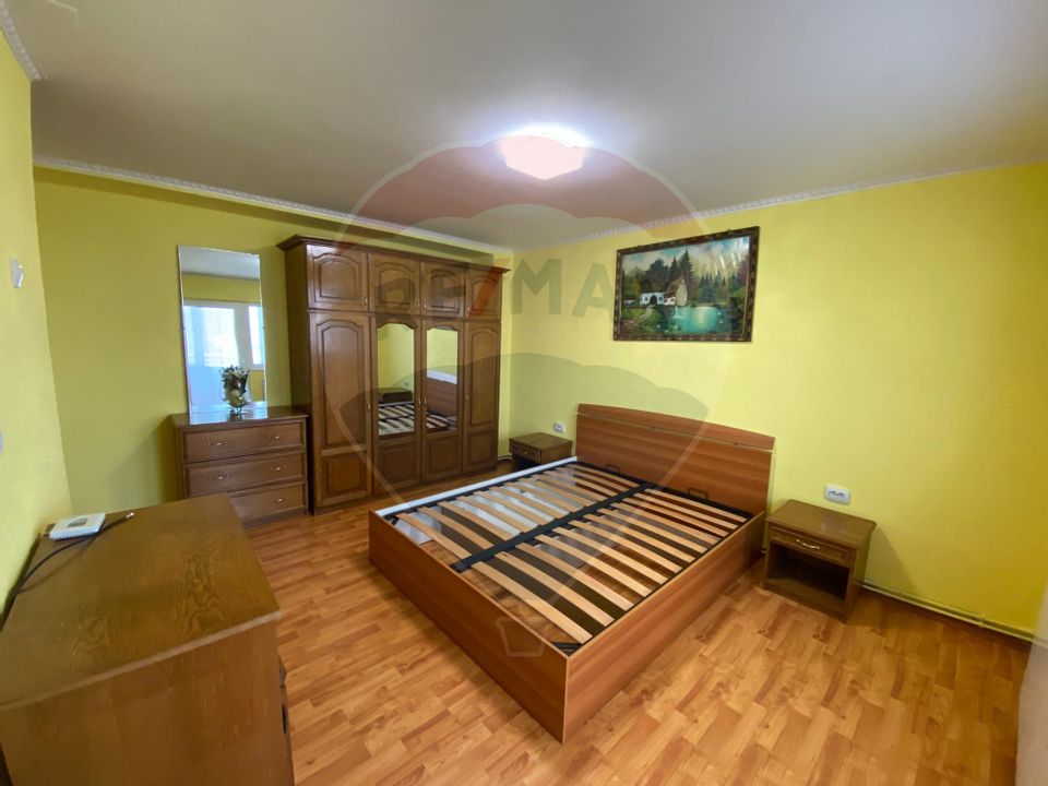 4 room Apartment for sale