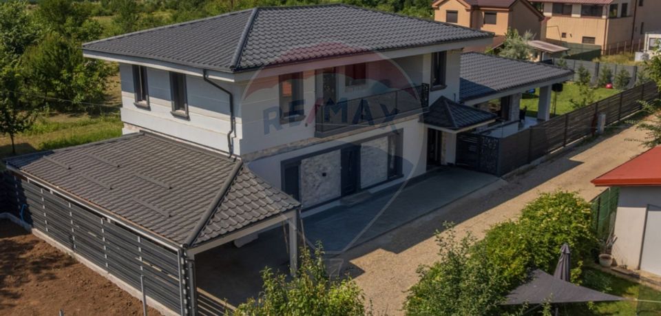 5 room House / Villa for sale