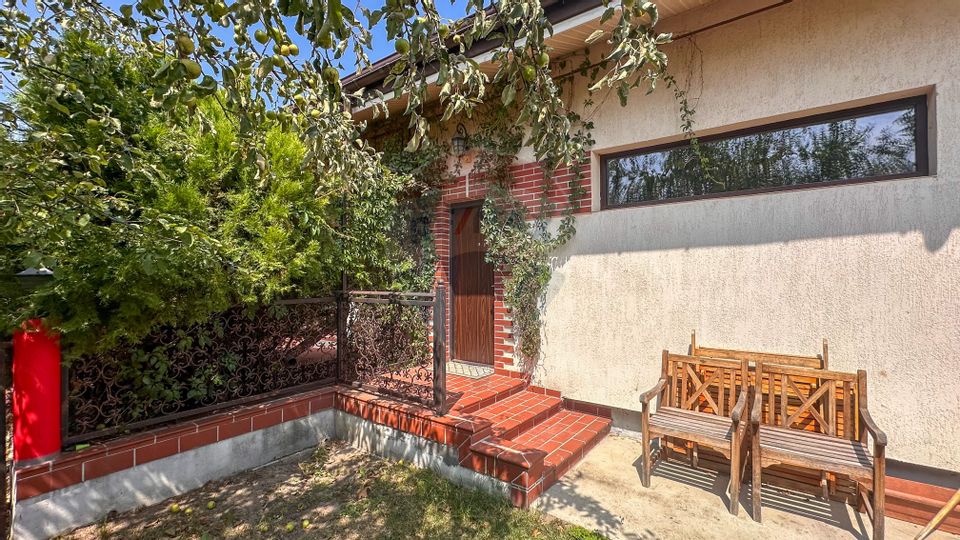 Vila cu doua unitati locative de inchiriat în zona de Nord / Sisesti