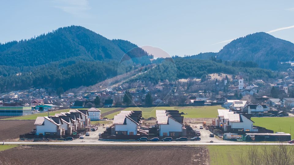 Casă Tip Duplex,  Săcele