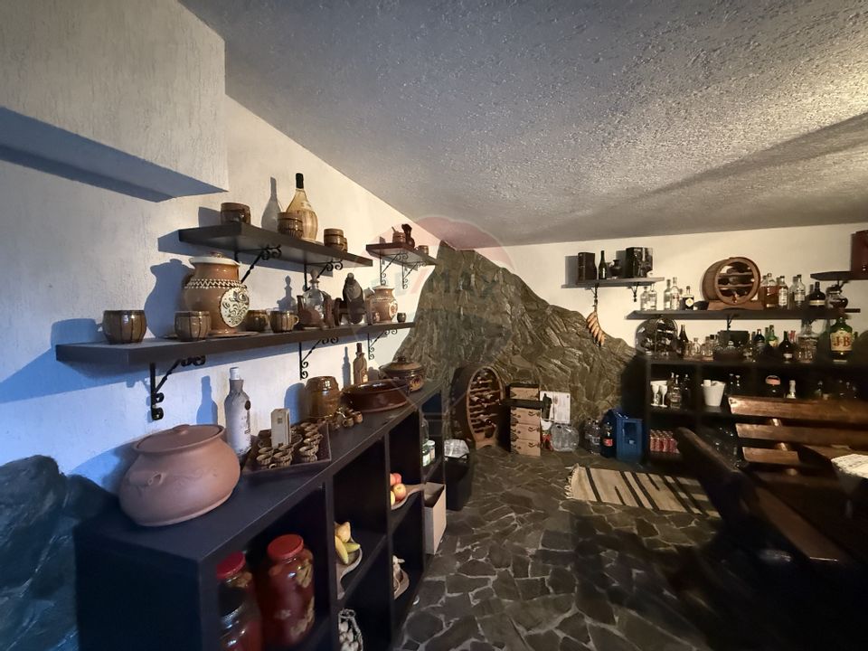 7 room House / Villa for sale, Central area