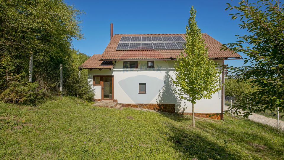 5 room House / Villa for sale