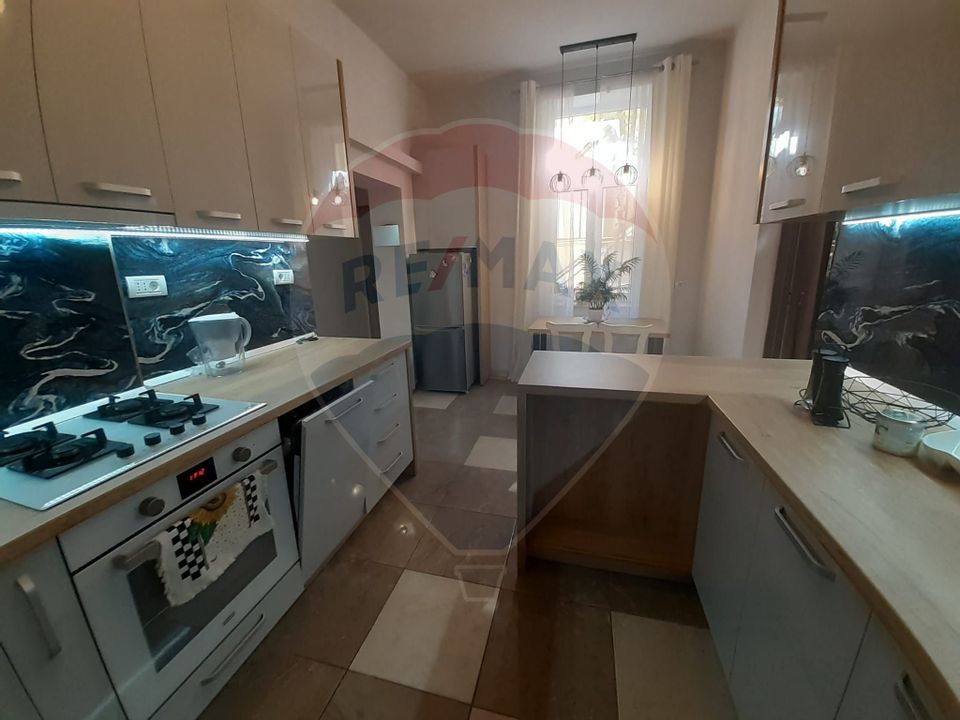 Apartament cu 2 camere DE INCHIRIAT  Ultracentral